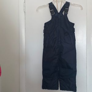 Kids skying gear